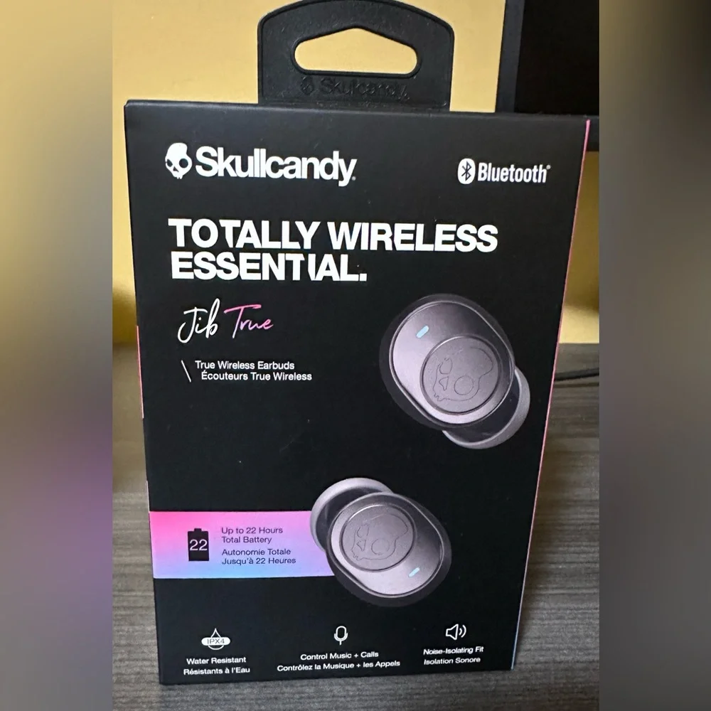 Skullcandy Black Wireless Headset Essential